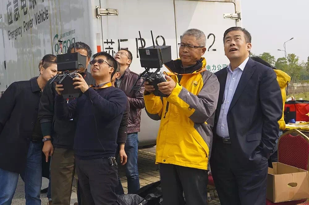 20151115日-光之翼為央視首次無人機航拍直播提供全程服務1.JPG